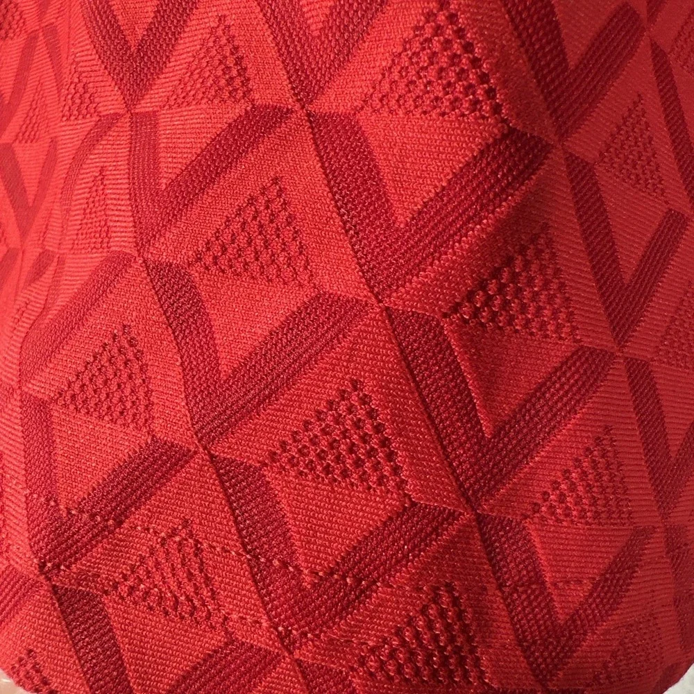 NWT Lululemon XXS Red Textured Mesh Tennis Tank Crop Built‎ In Bra Align LW1FJVS